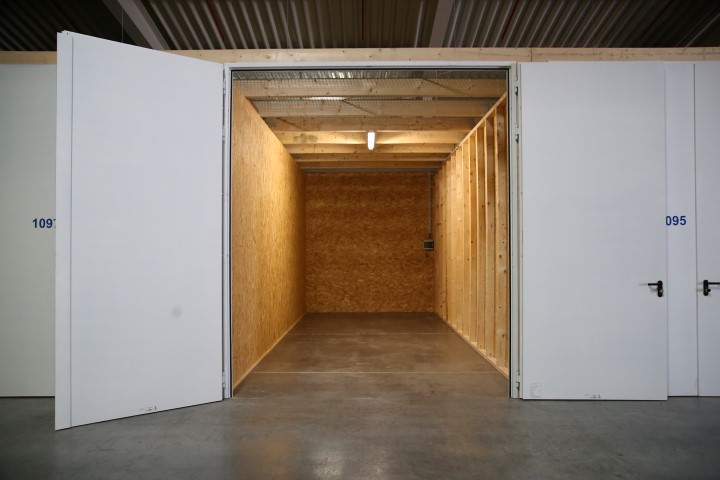 Garagenbox in Halle 1